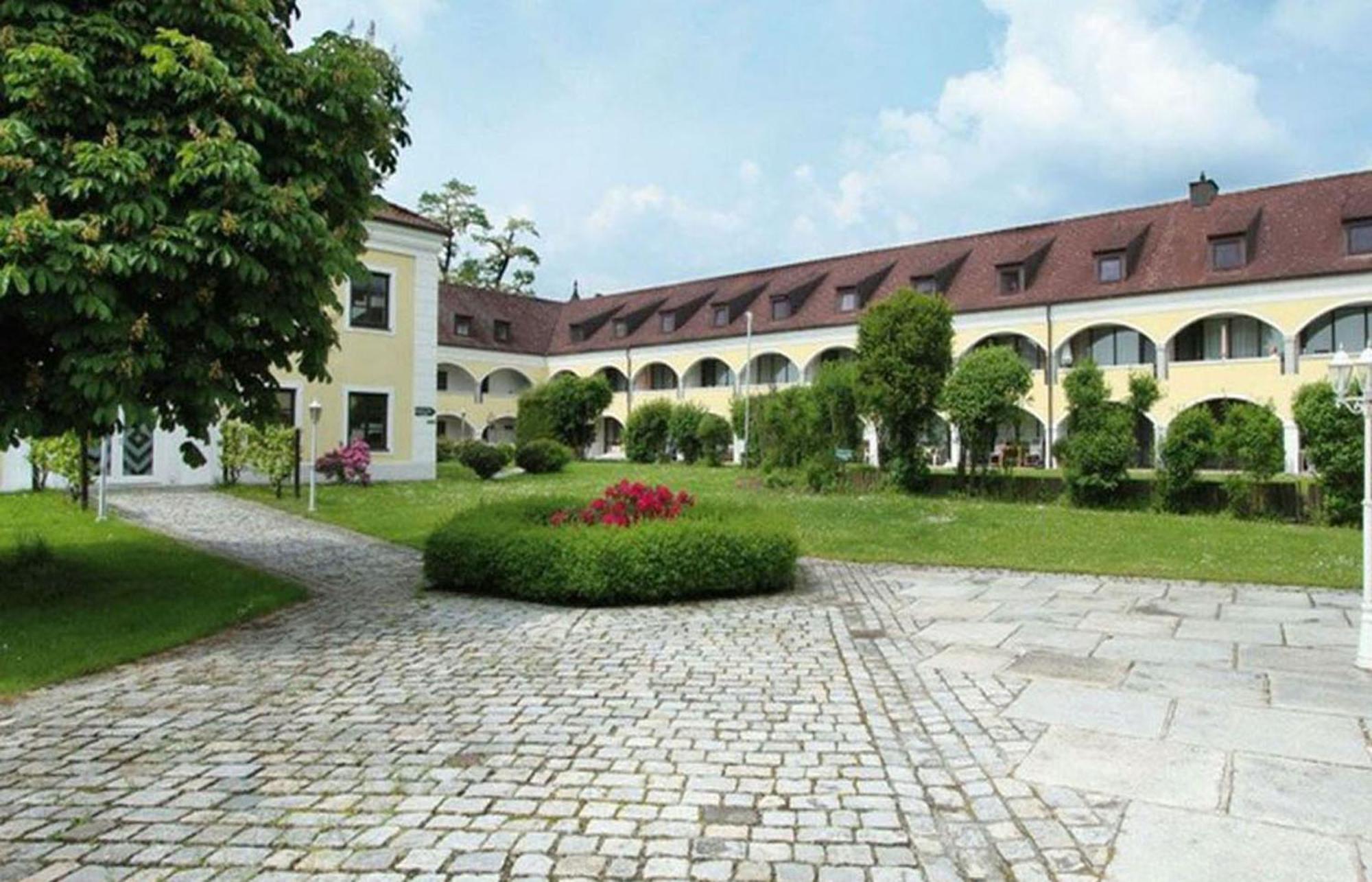 Schloss Kirchham Eksteriør billede